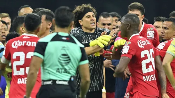 A través de un streming Haret Ortega, explicó el conato de bronca entre Emilio Lara y sus compañeros del Deportivo Toluca