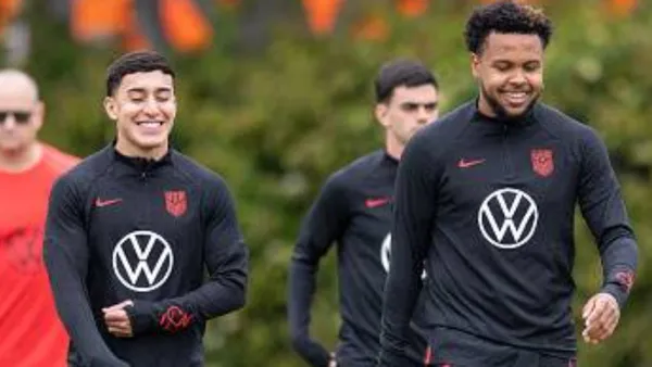 Alejandro Zendejas y Weston McKennie con Estados Unidos - Foto: Getty