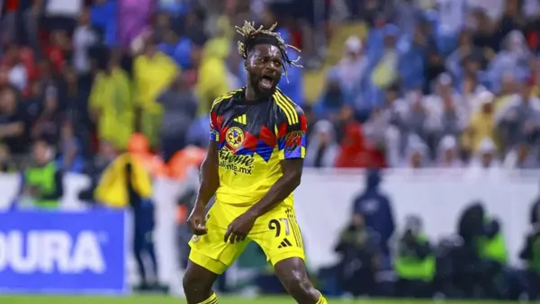 Allan Saint-Maximin, futbolista del Club América.