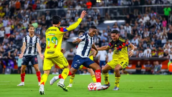 América contra Rayados, un clásico no oficial.