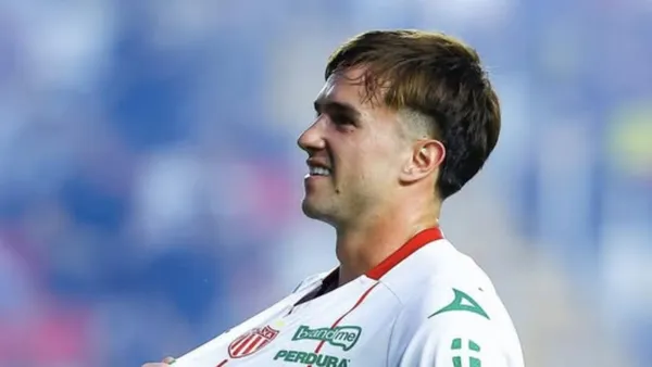 América debe fichar a Palavecino.