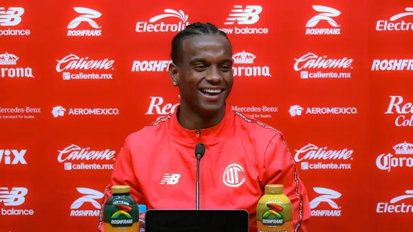 ¿América ficha a Helinho?