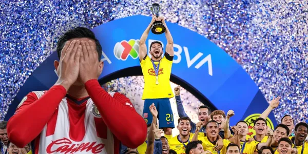 América levantando el trofeo / Foto: MEXSPORT