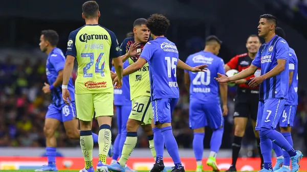 América y Cruz Azul cuentan con una de las rivalidades importantes en el futbol mexicano.