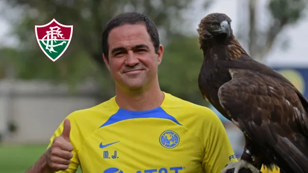 André Jardine con Celeste, la mascota del equipo - Foto: Mexsport