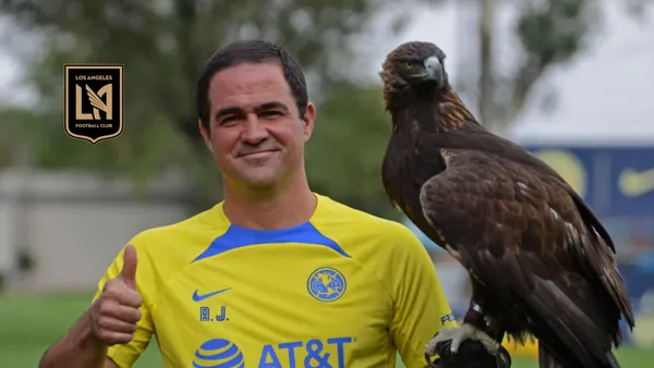 André Jardine con el Águila - Foto: Mexsport