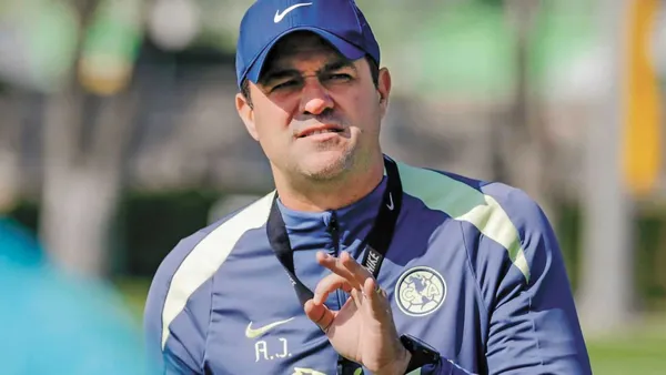 André Jardine no puede liberarse de sus borrados.