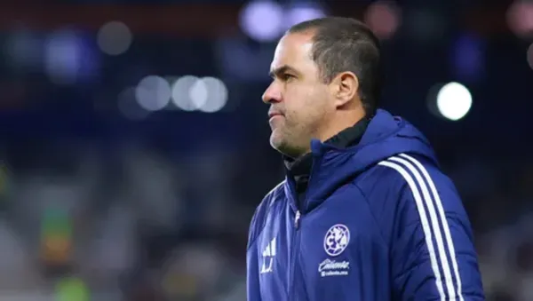 André Jardine pudo volver a Brasil.