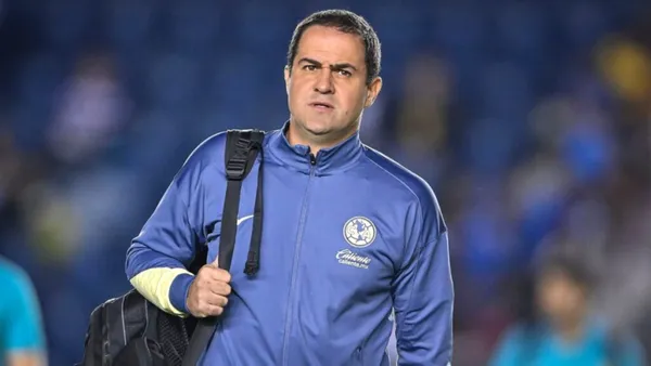 André Jardine: Su análisis táctico determinó las 4 posiciones clave a reforzar en el América..