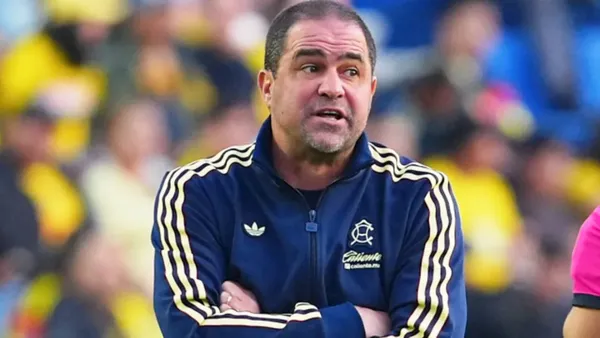 ¿André Jardine tiene las horas contadas?