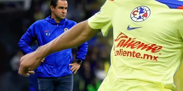 André Jardine y a lado Luis Fuentes / Mexsport