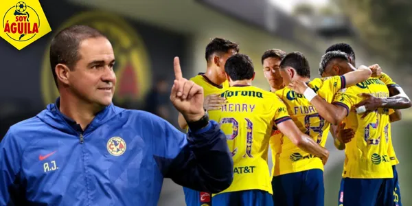 André Jardine y jugadores del América (Fuente: MEXSPORT)