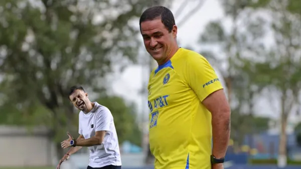 André Jardine y Martín Anselmi