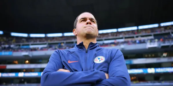 André se recuperó de su operación y estuvo en el partido contra Chivas.