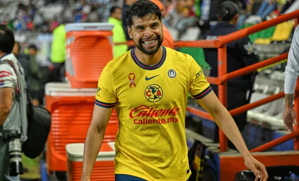 Araujo sale feliz de un campo de juego (Fuente: Mexsports)