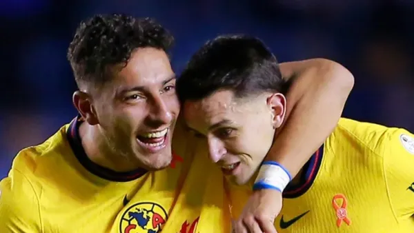 Cáceres apoya a Fidalgo.