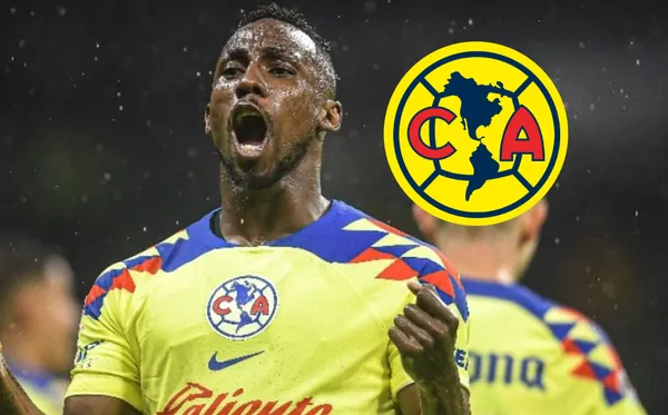 Celebrando un gol con el América.