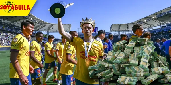 Club América levantando la Supercopa MX (Fuente: MEXSPORT)