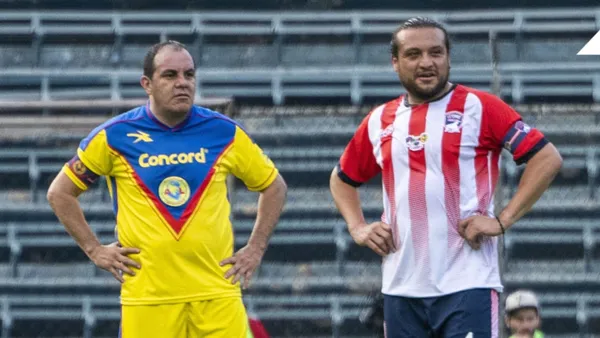 Cuauhtémoc Blanco y Héctor Reynoso - Foto: TUDN