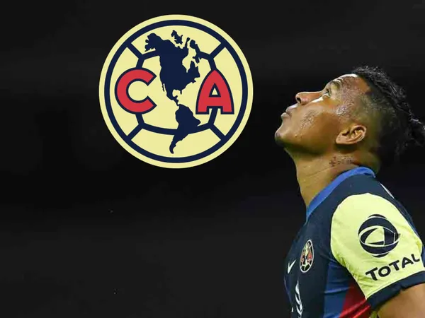 Desde su salida del club, el delantero colombiano sigue tocando puertas en busca de equipo.