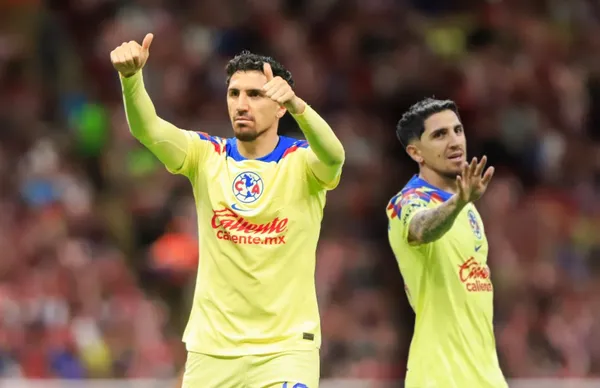 Diego Valdés haciendo 'ok'/ Foto Milenio.