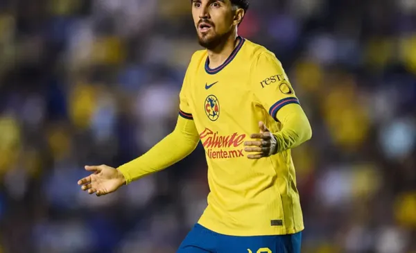 Diego Valdés se sorprende luego de una decisión arbitral (Fuente: Mexsports)