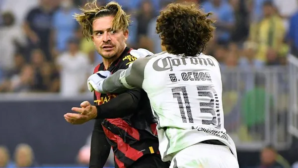 Durante el cotejo entre América y Manchester City se dio una pelea entre Grealish y Ochoa, pero otro jugador puso en su sitio al inglés