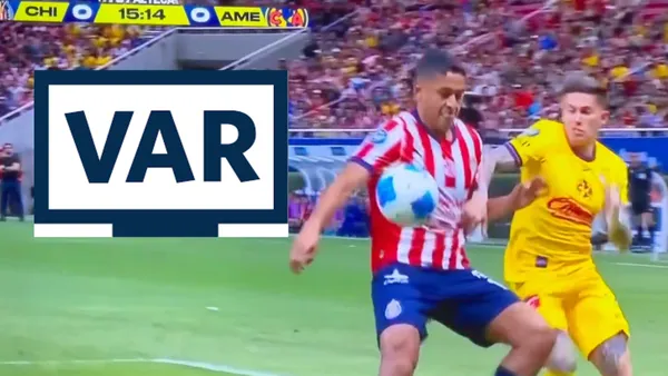 El árbitro canadiense no vio la jugada y el VAR que tuvo la repetición, no marcó nada