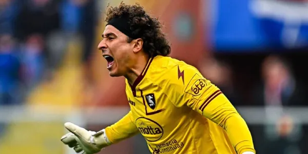 El arquero nacional evitó que la derrota fuera con un marcador más grosero.