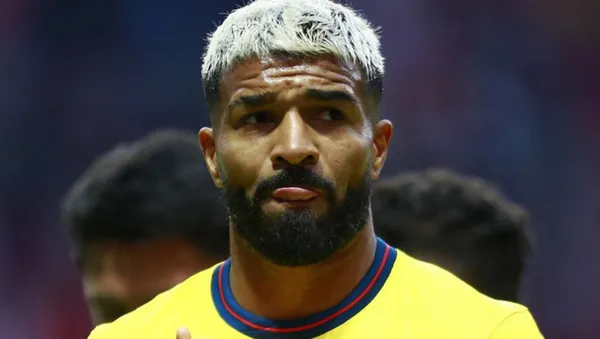 El atacante uruguayo quiere disputar el torneo internacional con su país.