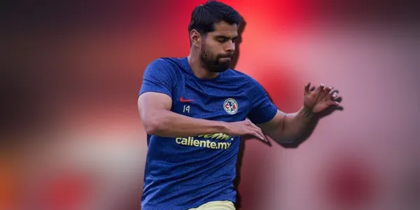 El central mexicano sufrió una lesión en la rodilla