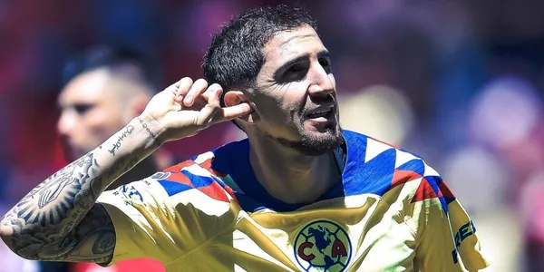 El chileno ya marcó en el campo del Toluca y Jardine tuvo una reacción efusiva.