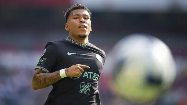 El delantero colombiano está cerca de volver a las canchas.