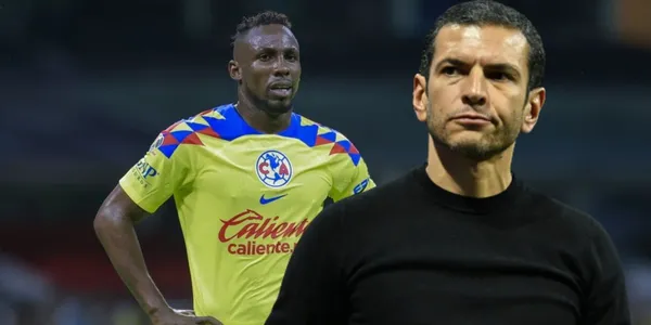 El delantero del América habría tenido un error que complicaría su proceso de naturalización.