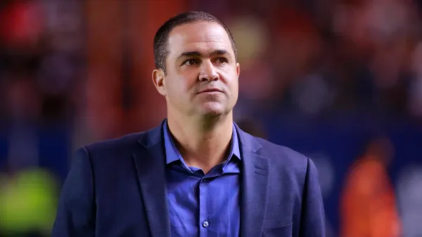 El futbolista que podría llegar a Las Águilas.