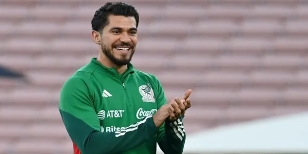 El goleador azulcrema estaría siendo tentado por ‘jugosas' ofertas del país de medio oriente.