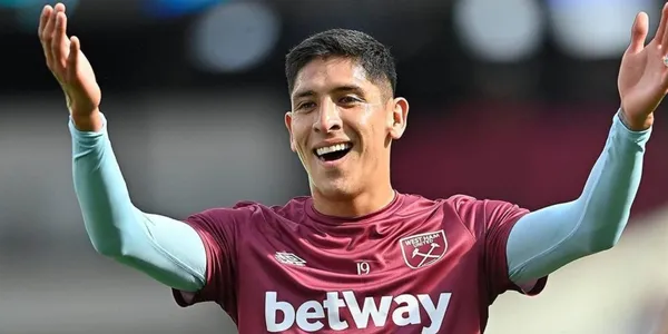 El mexicano ya comenzó con el pie derecho su etapa con el West Ham.