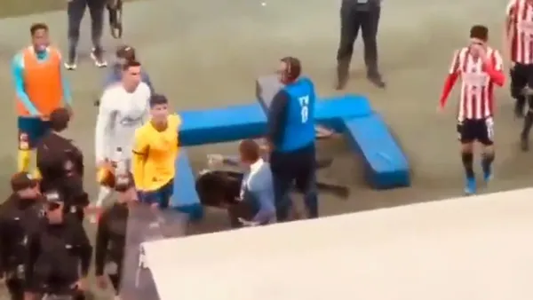 El momento de los gestos de Cristian Borja - Foto: Captura de pantalla