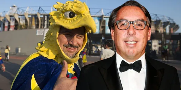 El Presidente del América se tomó unos momentos para atender a la afición.