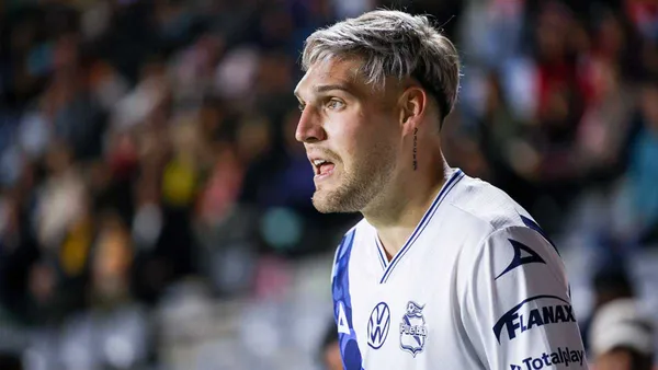 Emiliano Gómez, figura del Puebla, es el jugador por el que América y Toluca se pelean.