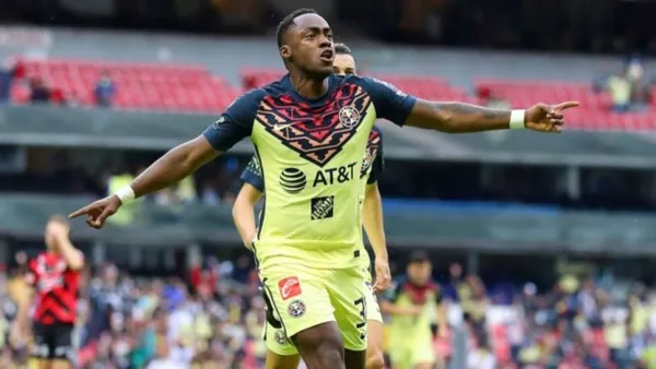 En verano del 2016 el Club América trajo a Renato Ibarra pare reforzar las filas del equipo.