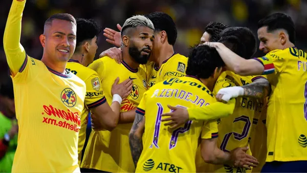 Erick Sánchez y jugadores de América (Foto tomada de: MexSport)