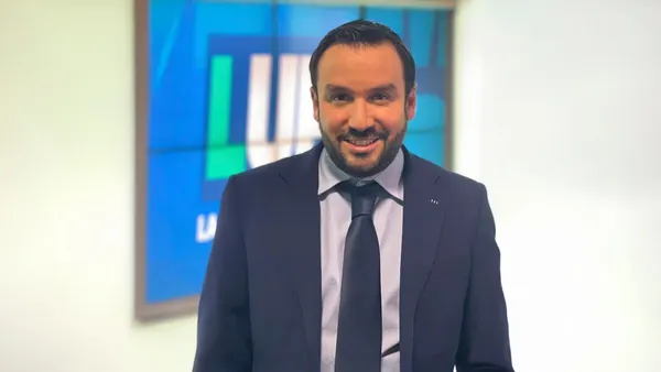 Fernando Cevallos ataca al jugador francés.