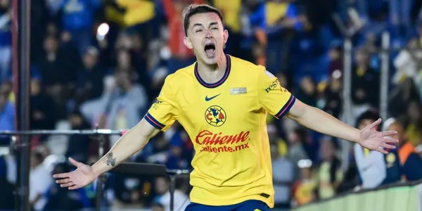 Festejo de Álvaro Fidalgo con el Club América (Fuente: MEXSPORT)