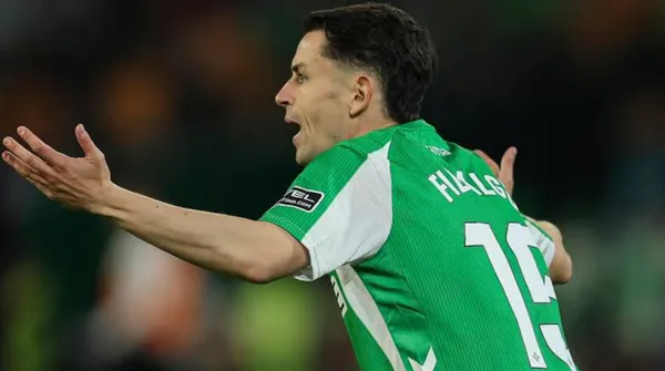 Fidalgo no la pasa bien en Betis.