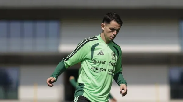 Fidalgo y su competencia en el Tri.