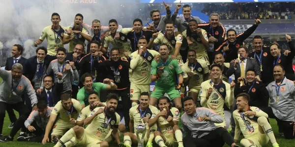 Gracias a sus destacadas actuaciones se ganó rápidamente a la afición del América