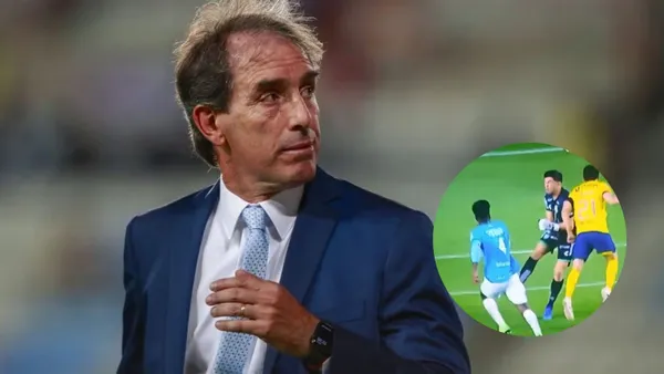 Guillermo Almada y jugada polémica a favor de Pachuca (Foto tomada de: MexSport)