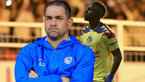 Habló el DT americanista sobre el peculiar cobro de su jugador en la tanda de penaltis.