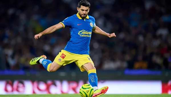 Henry Martí marcando su gol 100 del América